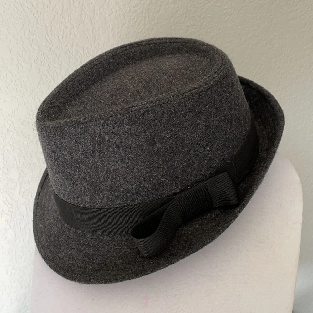 Magid HatsGray & Black Fedora